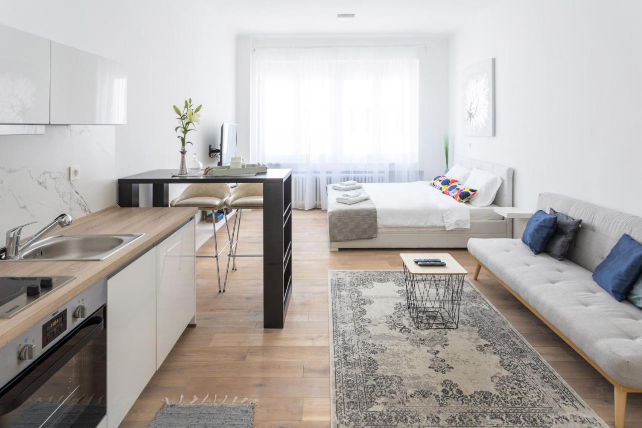 Flower Square Apartments 萨格勒布 外观 照片